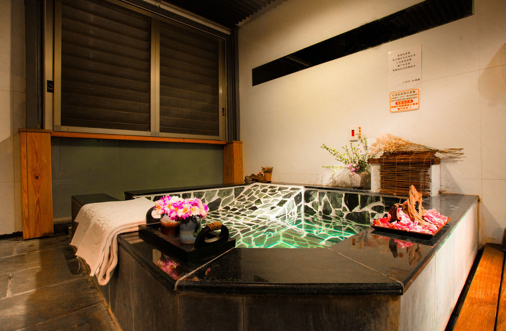 Wulai Sunglyu Hot Spring Resort Экстерьер фото