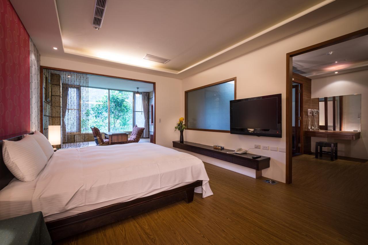 Wulai Sunglyu Hot Spring Resort Экстерьер фото